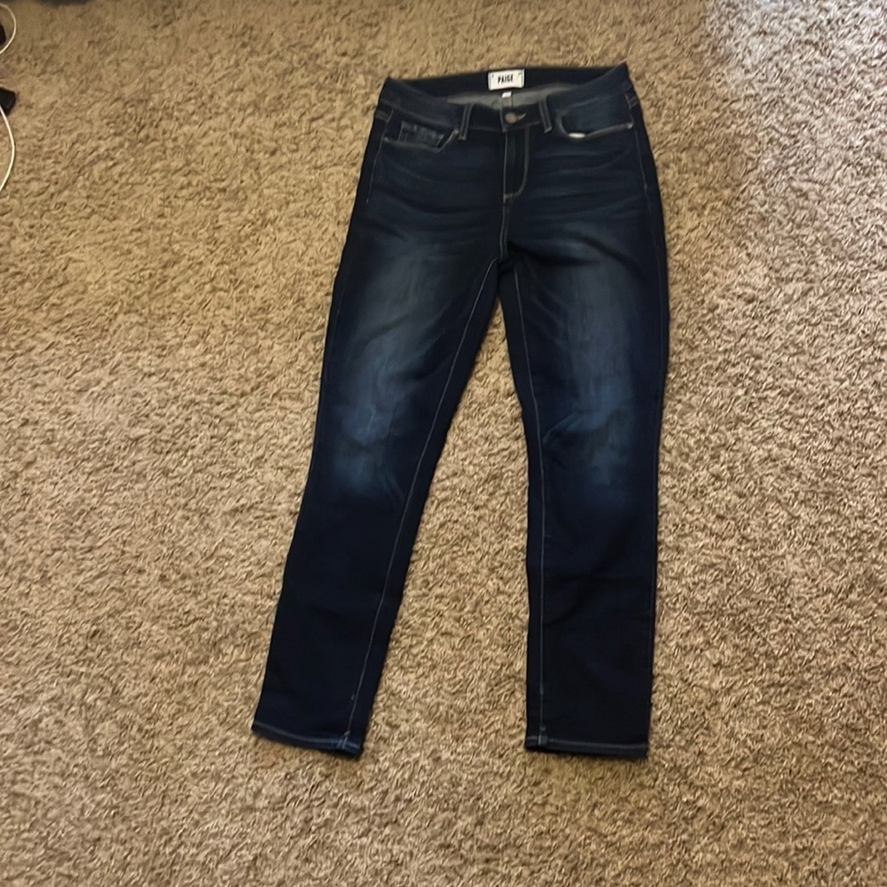 Women’s jeans. Very nice.